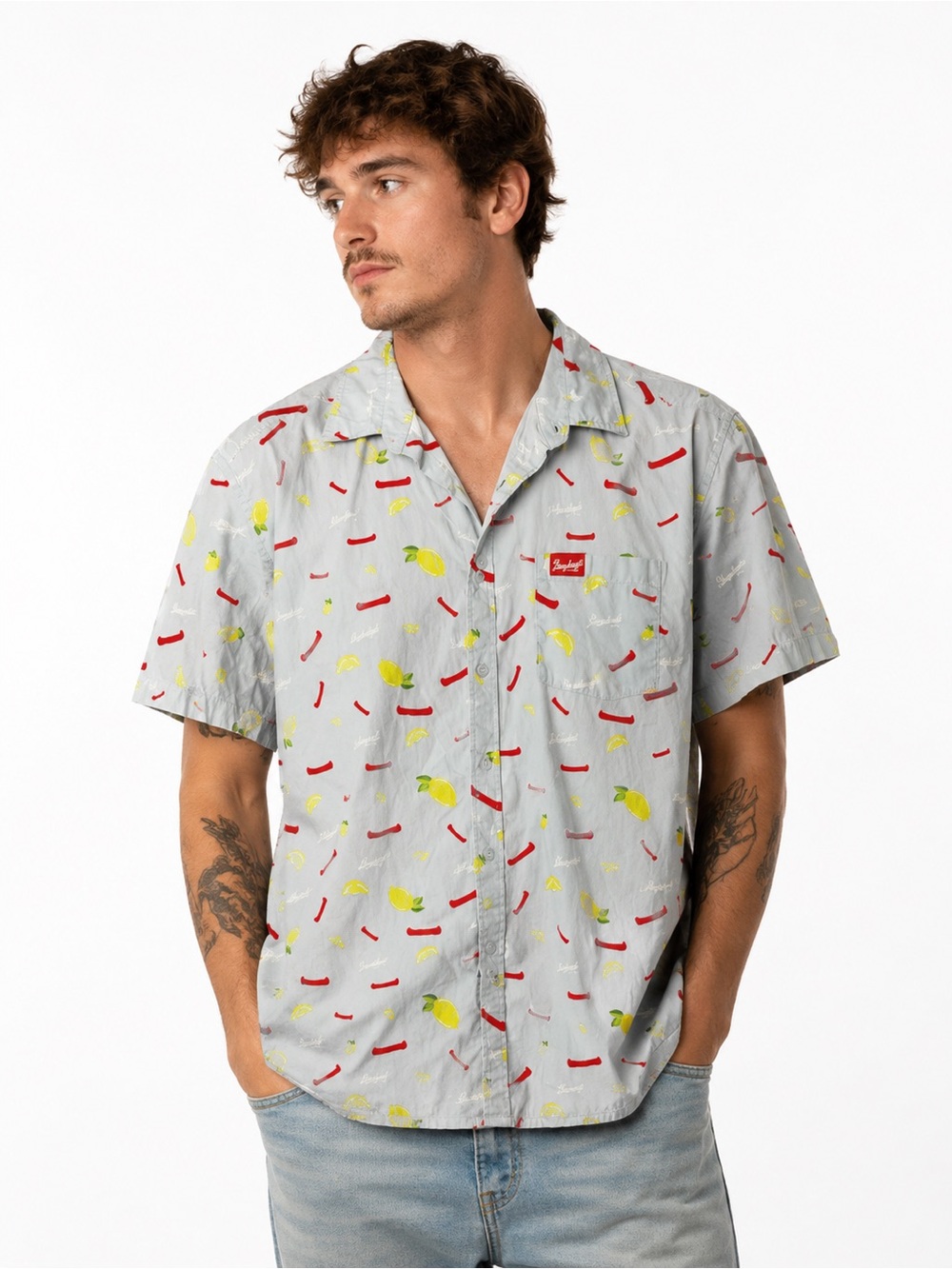 Leinenkugel’s Medium Button-Down Lemon Print Short Sleeve Casual Camp Shirt